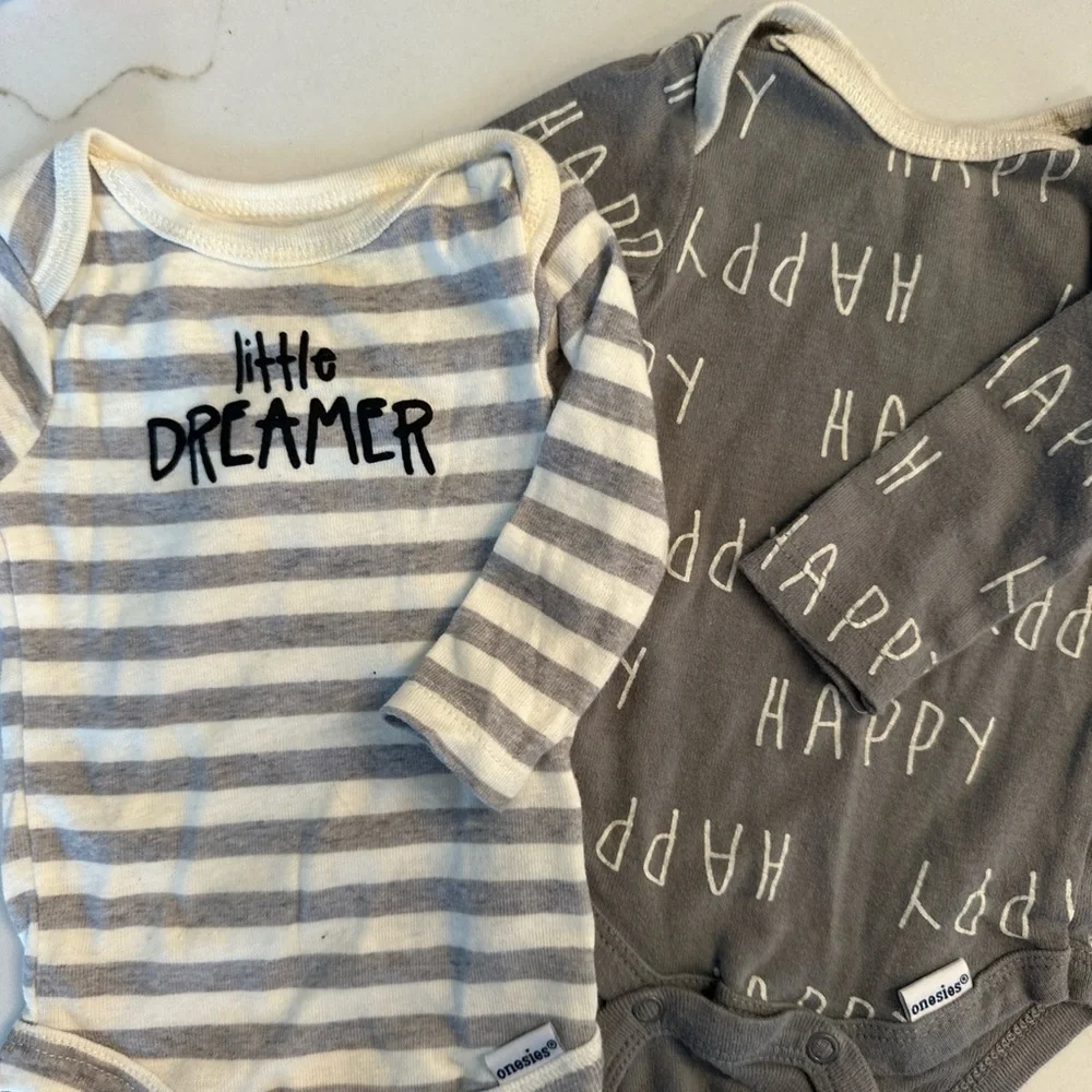 Carter's Infant Girls Winter Clothing Lot of 26 Size Newborn/0-3 Months